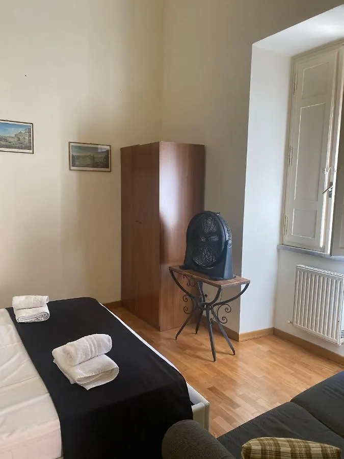 Guest house Rome Trevi Rooms & Apartments Italy