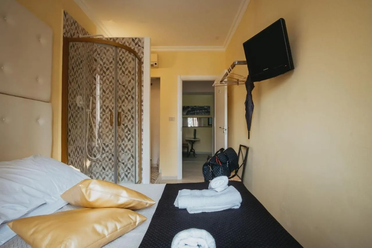 Rome Trevi Rooms & Apartments Italy